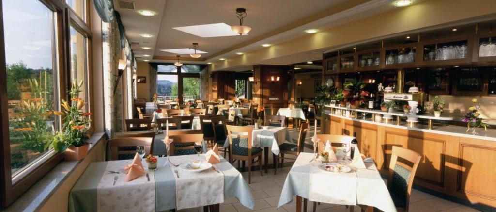 Burgschaenke, Hotel & Restaurant - E-Mobilitaet Ladestationen Fuer Elektroautos Burgthann 外观 照片